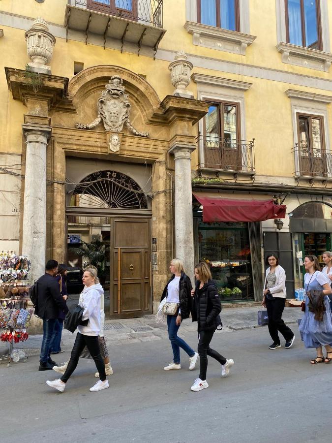Pia'S Home In Pieno Centro Storico Палермо Екстериор снимка
